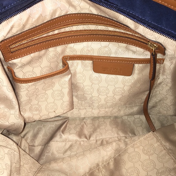 Michael Kors large Navy kempton nylon tote - Picture 7 of 8